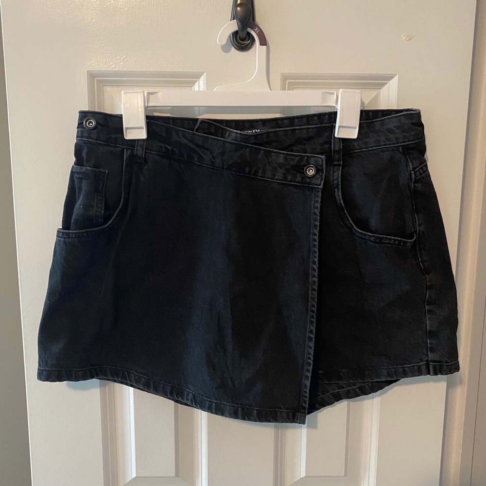 Zara Skort